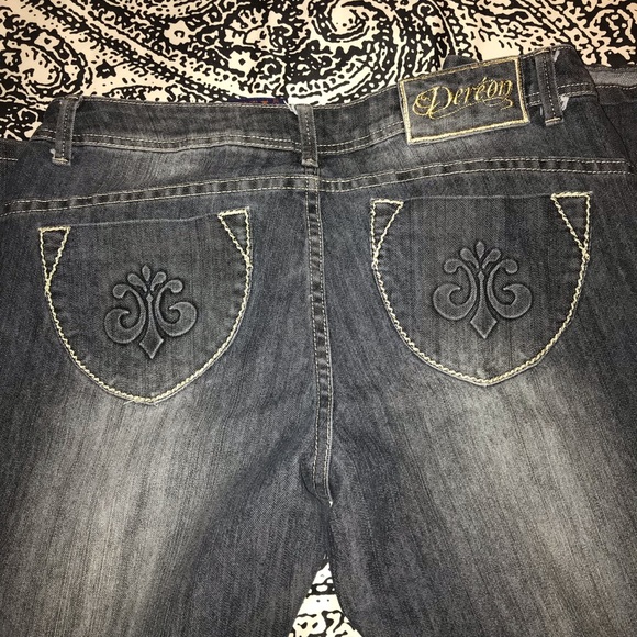 Jeans - Picture 3 of 3